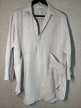 Relaxed Light Gray Women's Linen Tunic with Front Pockets